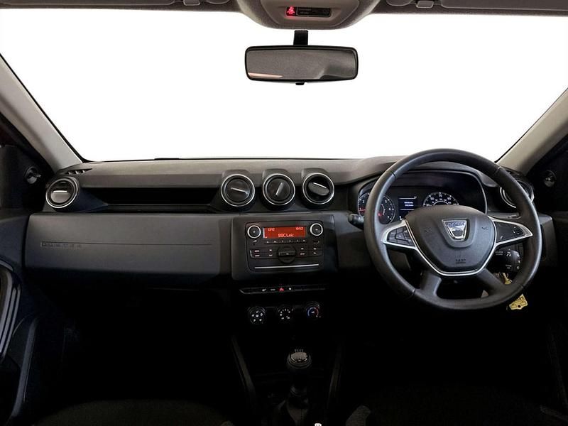 Used Dacia Duster Essentiel 100 HP (73 kW) 2022 Orange Hatchback