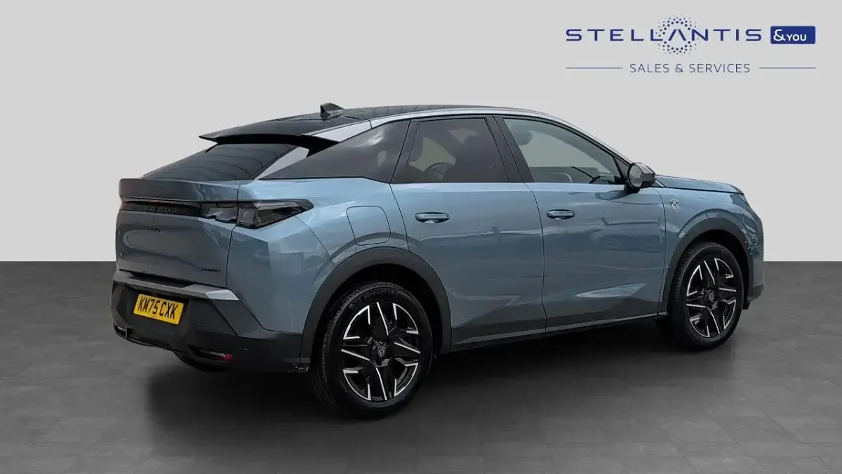 Used Peugeot 3008 GT 143 HP (105 kW) 2025 Blue SUV