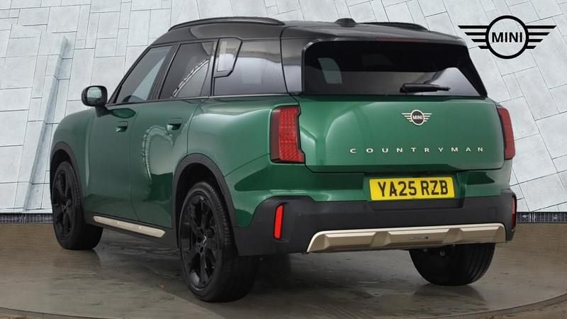 Used Mini Countryman 168 HP (123 kW) 2025 Green SUV