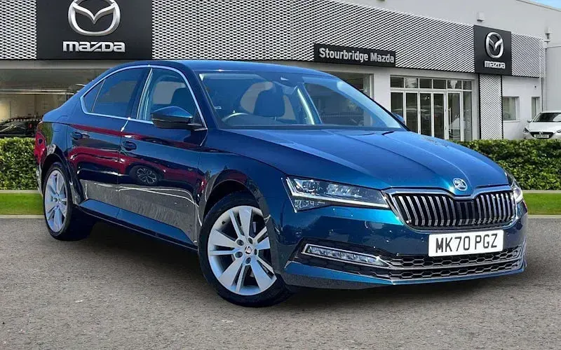 Usado Skoda Superb SE L 150 CV (110 kW) 2023 Utilitario