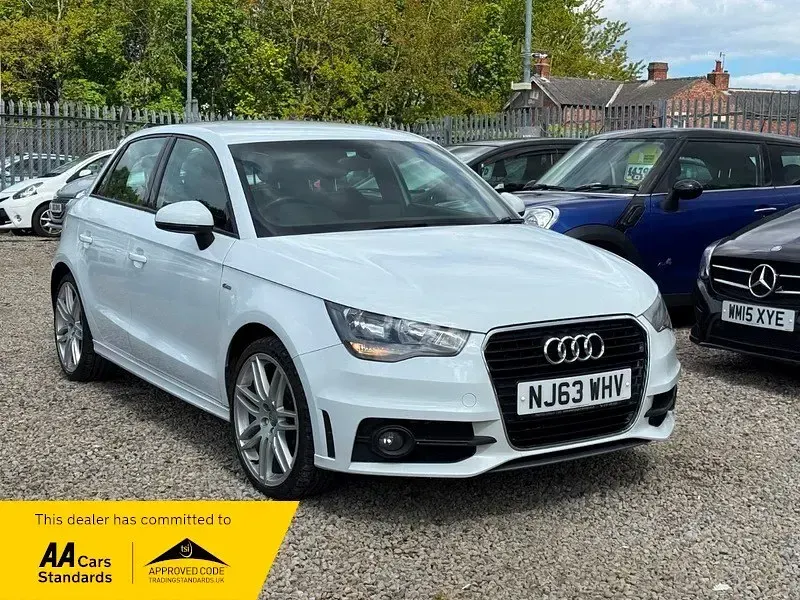 Usado Audi A1 Sportback S-Line 140 HP (102 kW) 2013 Branco Citadino