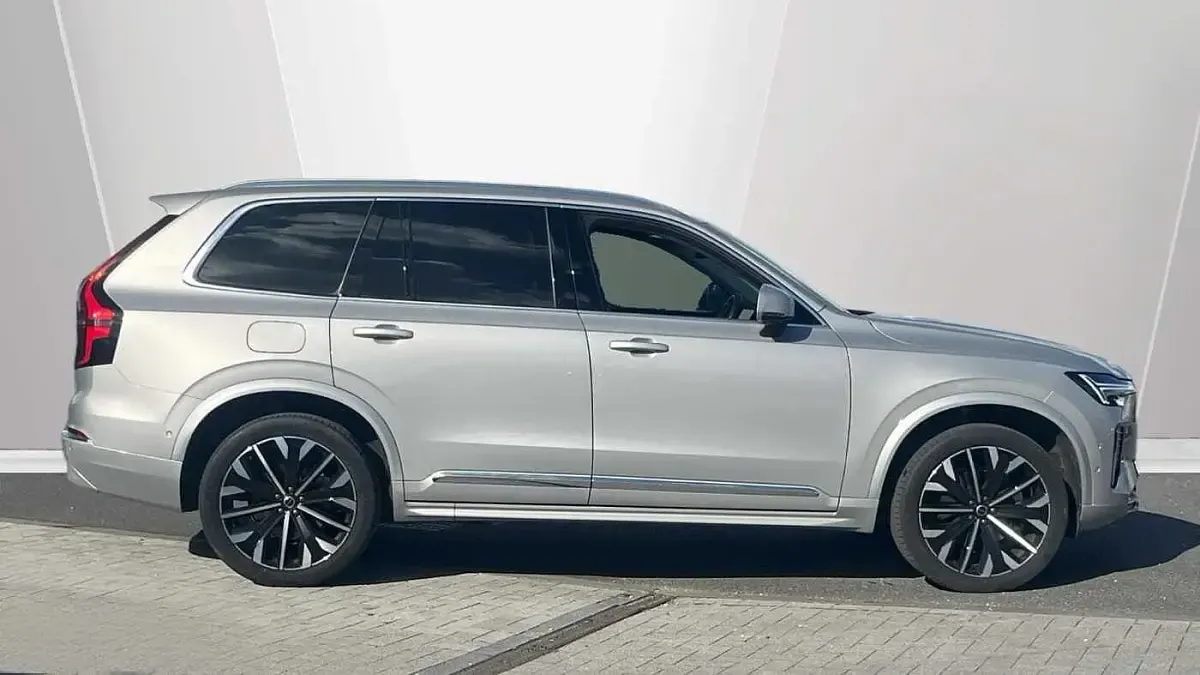 Used Volvo XC90 Ultra 455 HP (334 kW) 2025 Silver SUV