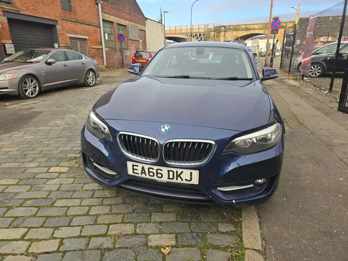 Used BMW 218 Sport Line 2016 Blue Coupe