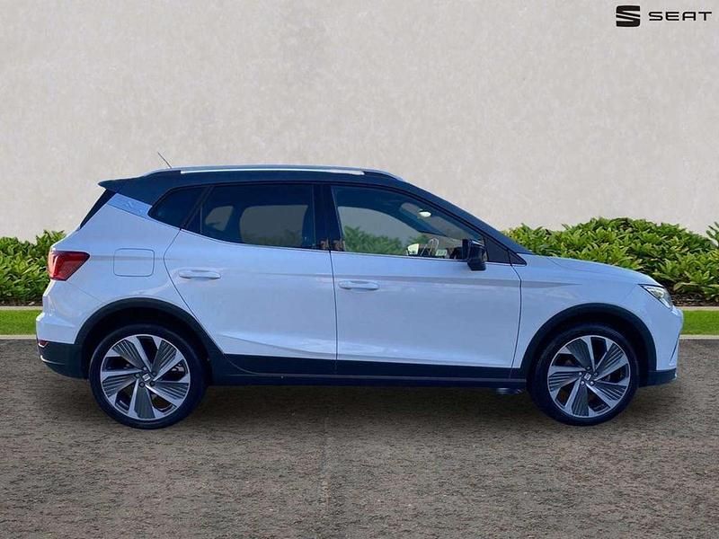 Used Seat Arona FR Sport 108 HP (79 kW) 2022 White SUV