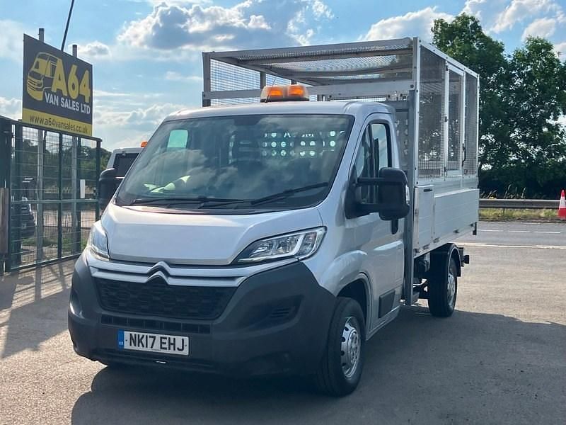 Used Citroën Relay 110 HP (80 kW) 2017 Silver Van