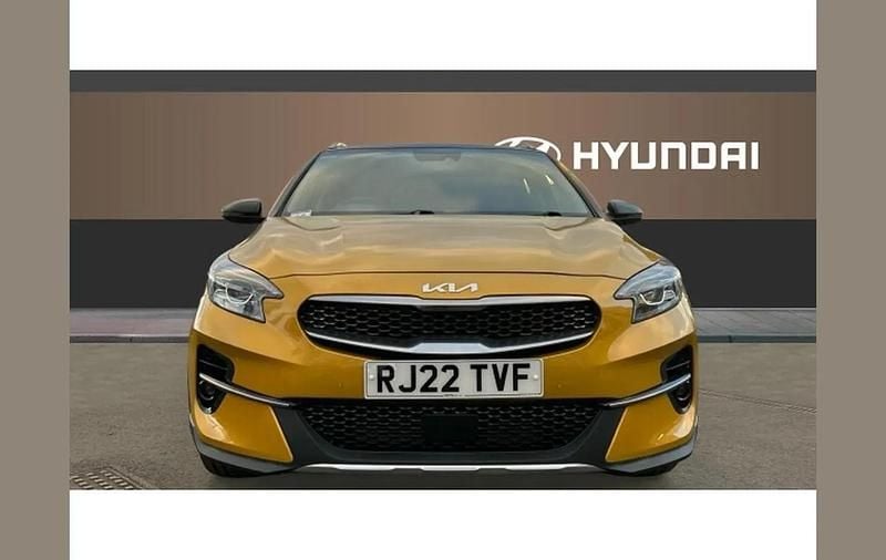 Used Kia XCeed 160 HP (117 kW) 2022 Yellow SUV