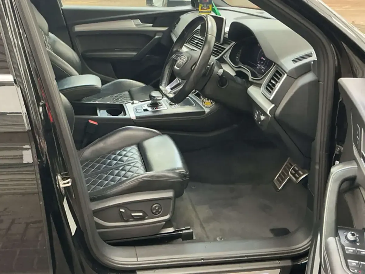 Used Audi SQ5 Advanced 354 HP (260 kW) 2017 Black SUV