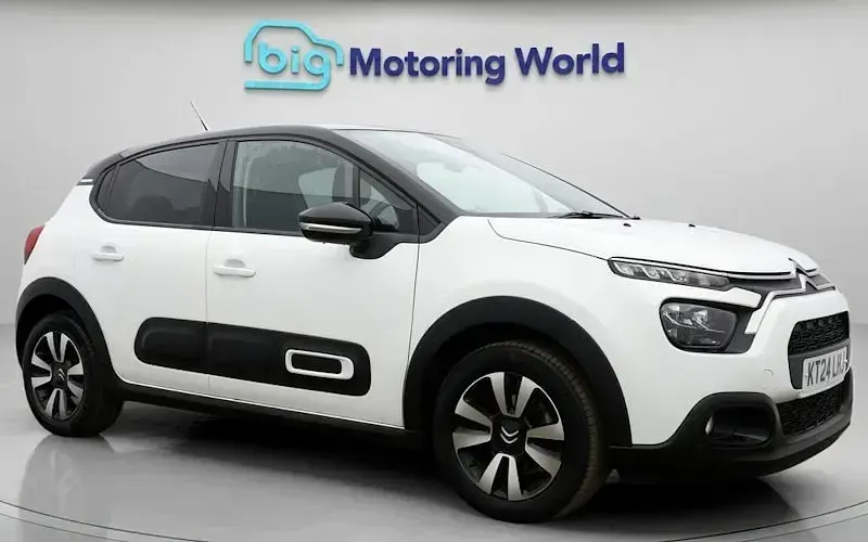 Used Citroën C3 PureTech 83 HP (61 kW) 2024 Hatchback