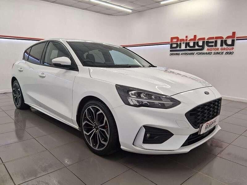 Used Ford Focus ST-Line X 2020 White Hatchback