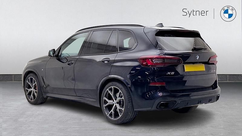 Used BMW X5 M Sport 335 HP (246 kW) 2021 Black SUV