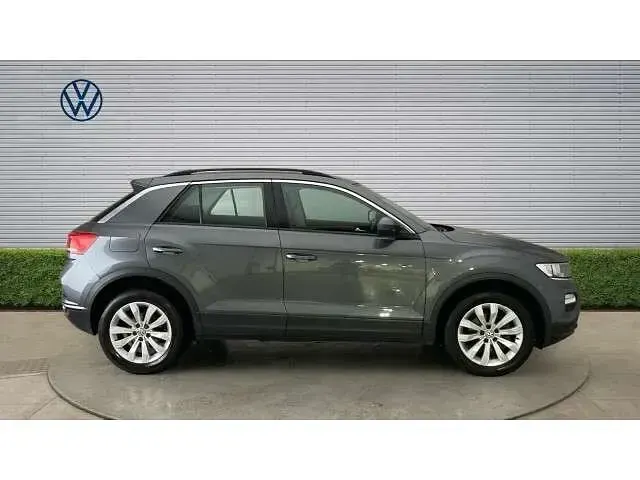 Used VW T-Roc SE 115 HP (84 kW) 2019 Grey SUV