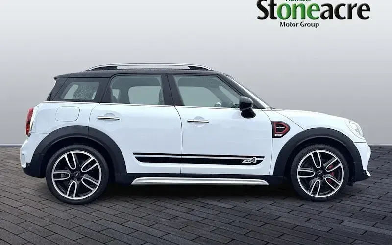 Used Mini John Cooper Works 231 HP (169 kW) 2018 White Hatchback