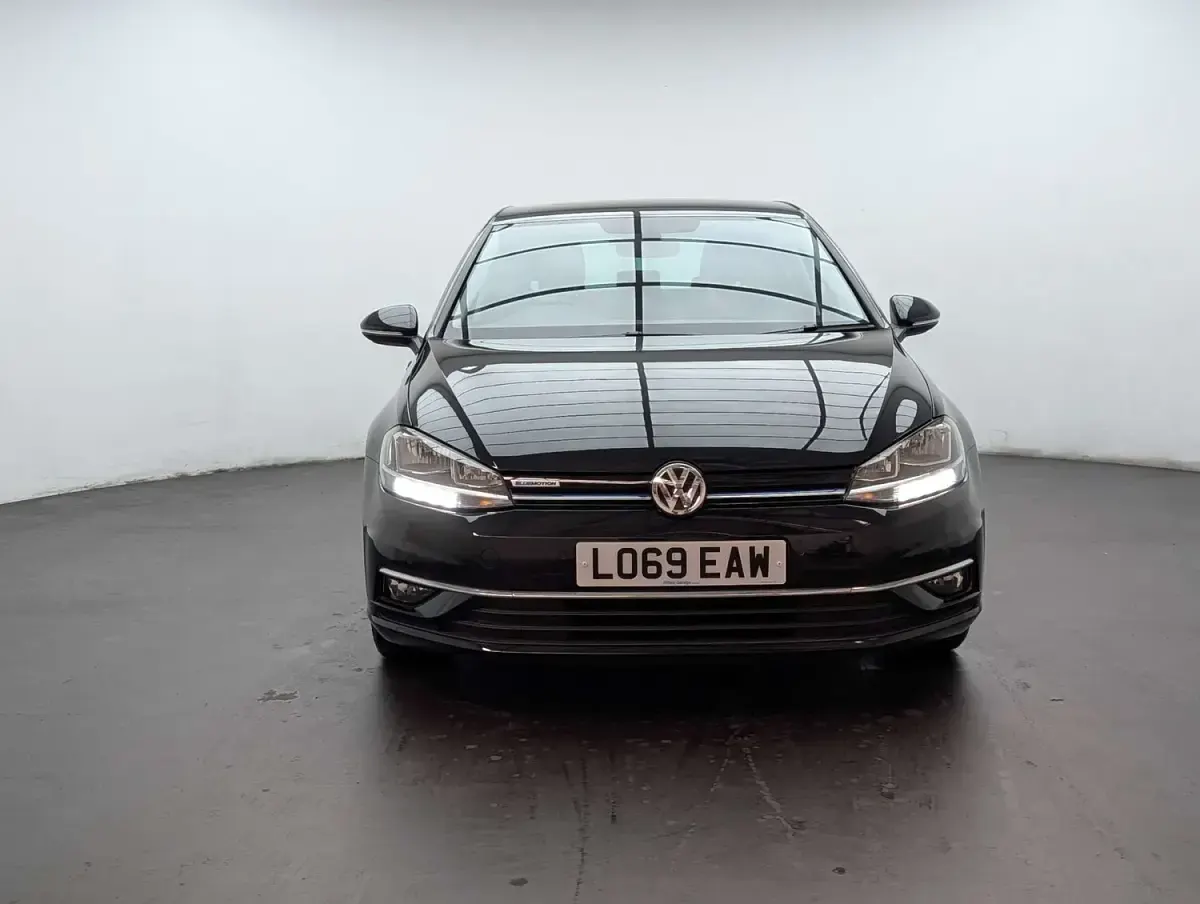 Used VW Golf VII Match 130 HP (95 kW) 2019 Black Hatchback