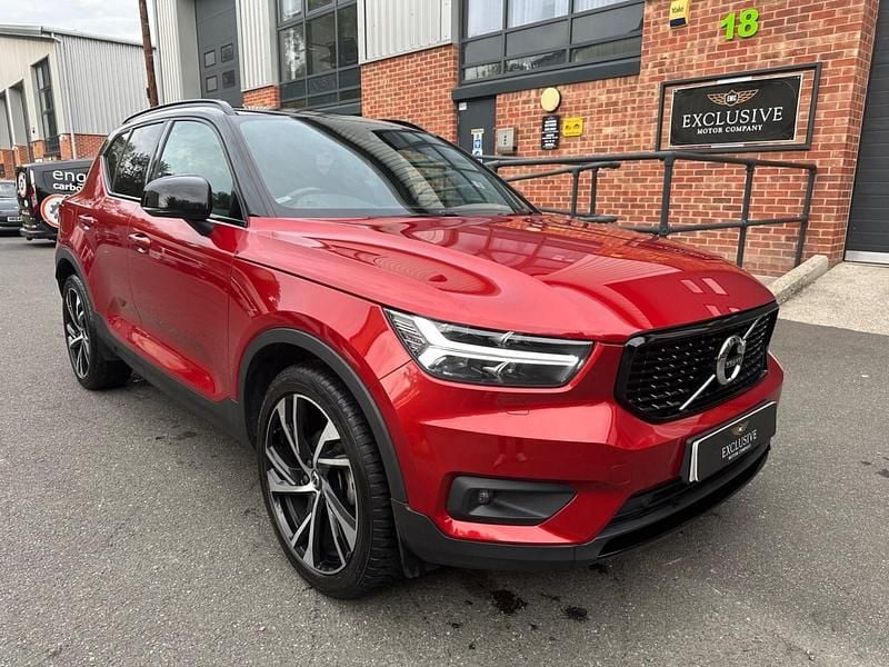 Red Used 2019 Volvo XC40 R-Design Pro SUV | £20,995 (Good price) - Image 1/4
