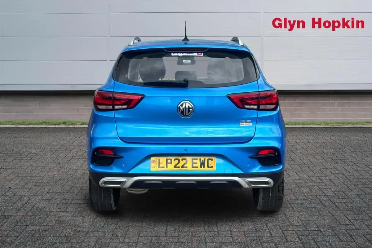 Used MG ZS Exclusive 106 HP (77 kW) 2022 Blue SUV