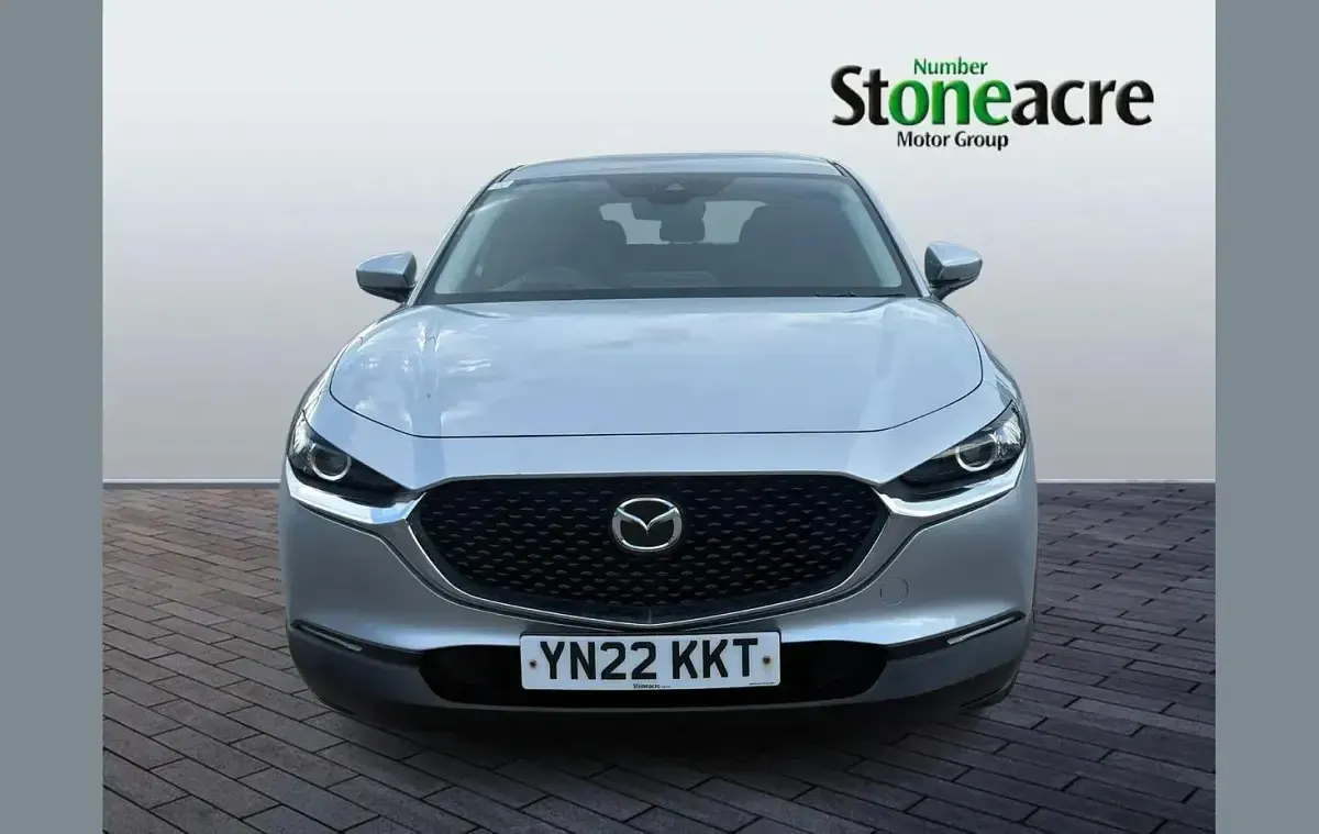 Käytetty Mazda CX-30 120 HP (88 kW) 2022 Hopea Katumaasturi