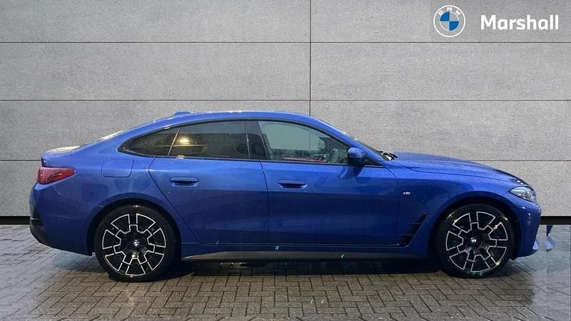 New BMW i4 M Sport 210 kW (286 HP) 2025 Portimao blue Sedan