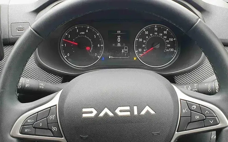 Used Dacia Sandero Expression 91 HP (66 kW) 2023 Black Hatchback