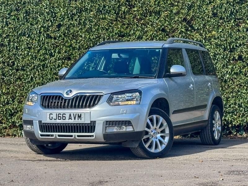 Used Skoda Yeti SE 150 HP (110 kW) 2016 Silver SUV