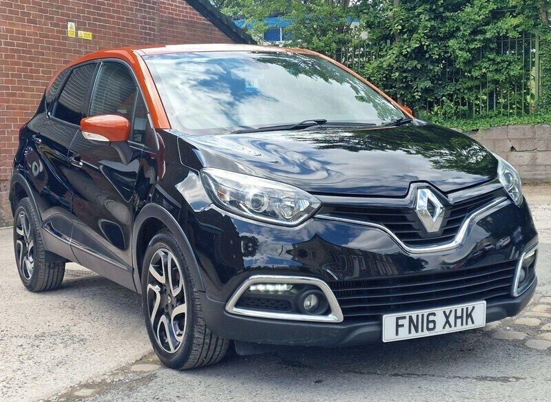 Black/orange Used 2016 Renault Captur Dynamique SUV | £8,195 (Fair price) - Image 1/4