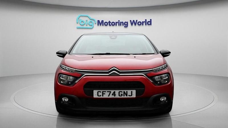 Used Citroën C3 PureTech 110 HP (80 kW) 2024 Red Hatchback