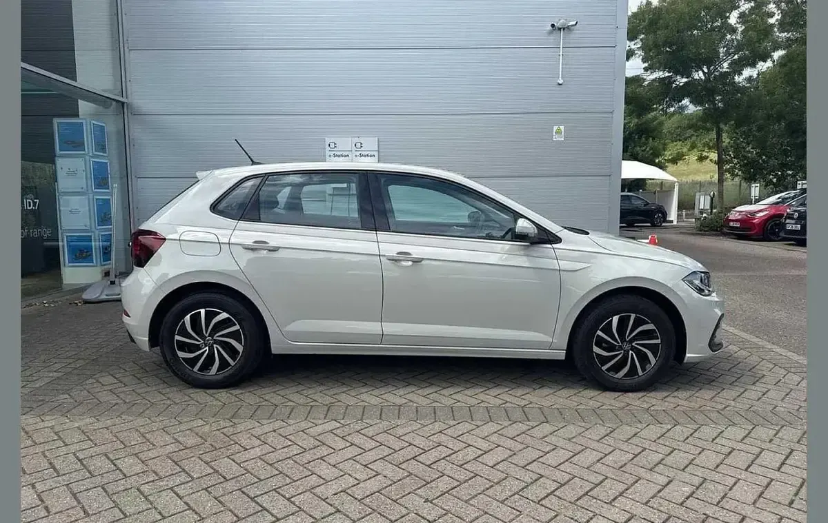 Used VW Polo Life 95 HP (69 kW) 2023 Grey Hatchback