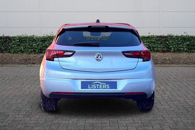 Used Vauxhall Astra Edition 2021 Silver Hatchback