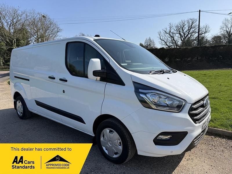 Begagnad Ford Transit Custom Trend 130 HK (95 kW) 2022 Vit Van