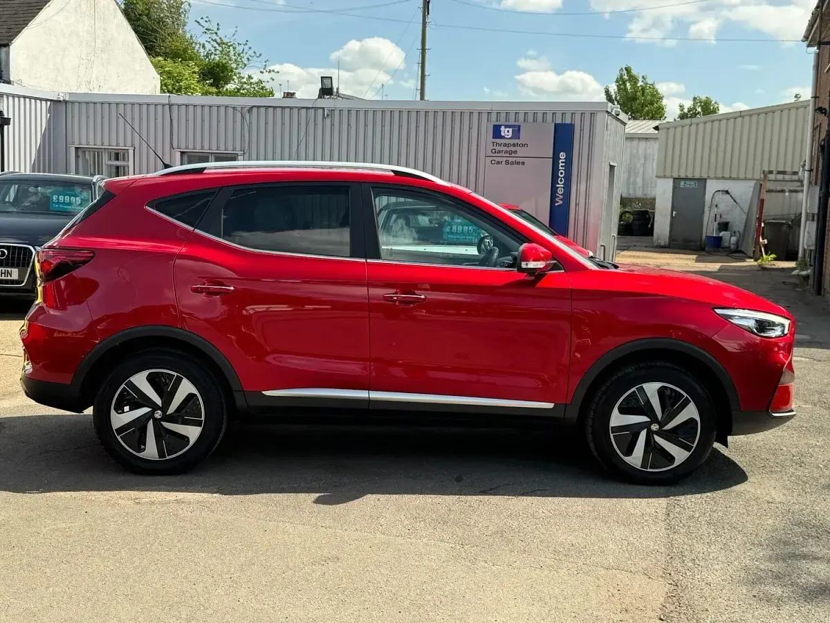 Used MG ZS Trophy Connect 130 kW (177 HP) 2023 Red SUV