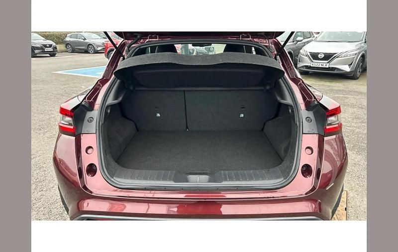 Used Nissan Juke N-Connecta 143 HP (105 kW) 2023 Red SUV