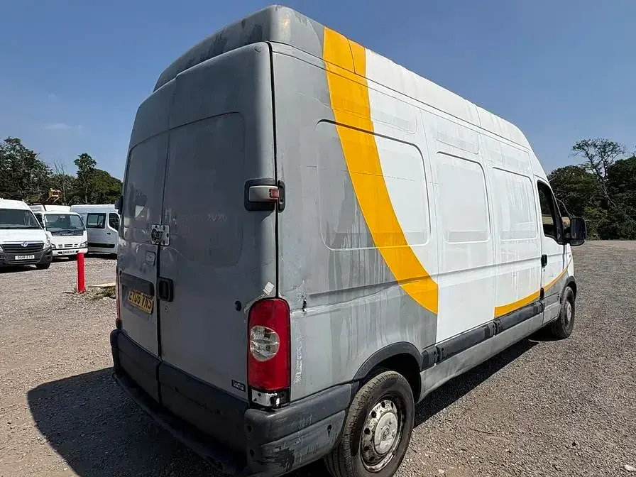 Used Vauxhall Movano 2006 White MPV