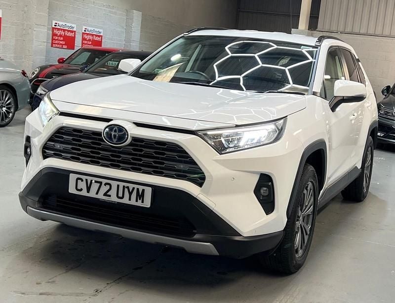 Used Toyota RAV4 Design 2022 White SUV