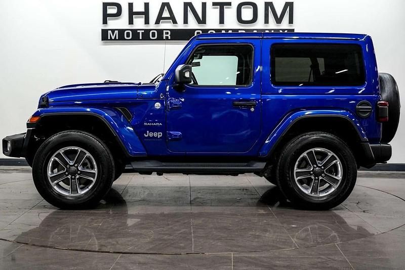 Used Jeep Wrangler Sahara 200 HP (147 kW) 2019 Blue SUV