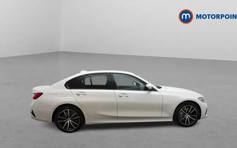 Used BMW 330e Sport Line 292 HP (214 kW) 2022 Sedan