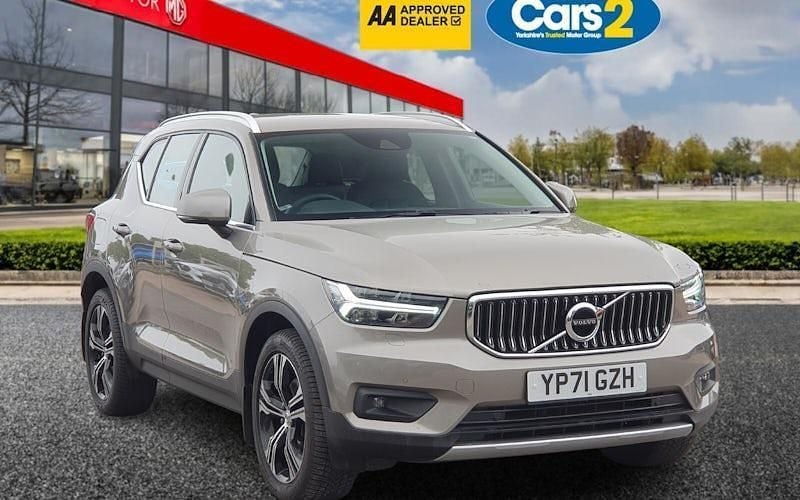 Grey Used 2021 Volvo XC40 Inscription SUV | £23,990 (Fair price) - Image 1/4