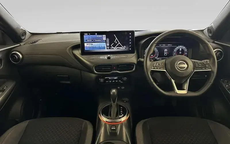 Used Nissan Juke N-Connecta 114 HP (83 kW) 2025 Blue SUV