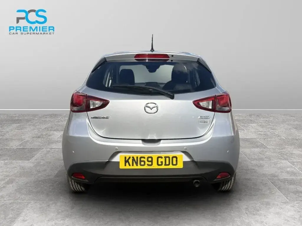 Used Mazda 2 88 HP (64 kW) 2019 Silver Hatchback