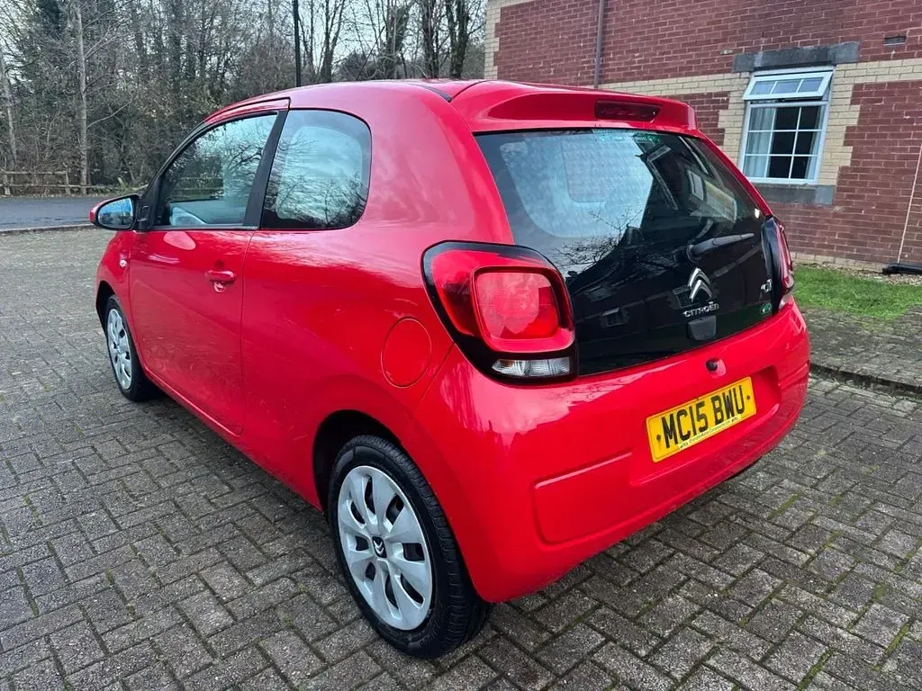 Used Citroën C1 Feel 68 HP (50 kW) 2015 Red Hatchback