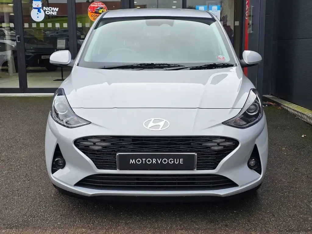 Used Hyundai i10 Premium 84 HP (61 kW) 2025 Hatchback