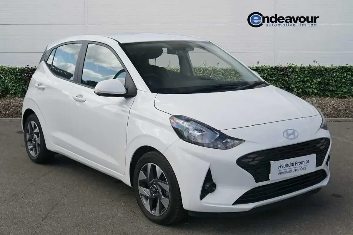 Usado Hyundai i10 Advanced 63 HP (46 kW) 2025 Branco Citadino