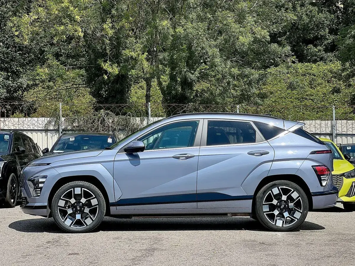 Used Hyundai Kona Ultimate 158 kW (215 HP) 2024 Blue SUV