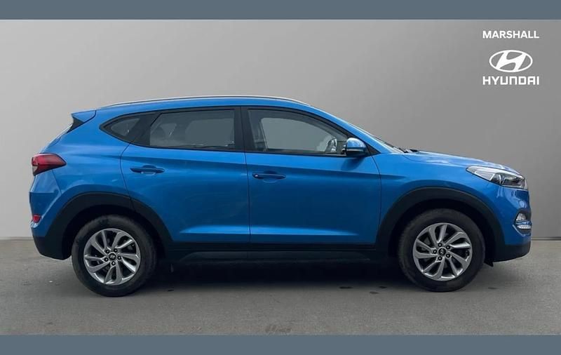 Used Hyundai Tucson SE 129 HP (94 kW) 2017 Blue SUV