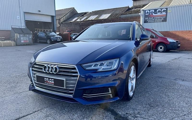 Used Audi A4 S-Line 150 HP (110 kW) 2017 Blue Estate