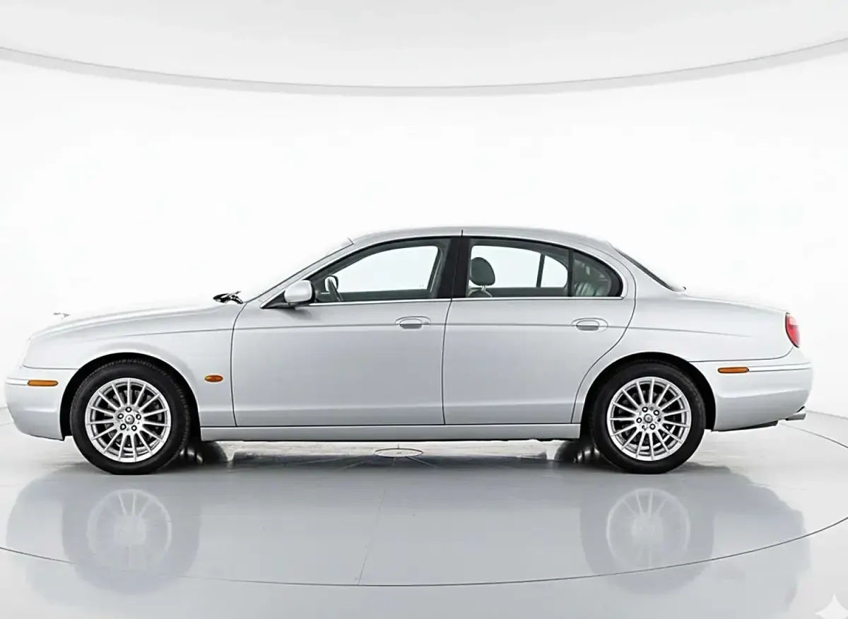 Used Jaguar S-Type SE 207 HP (152 kW) 2005 Silver Sedan