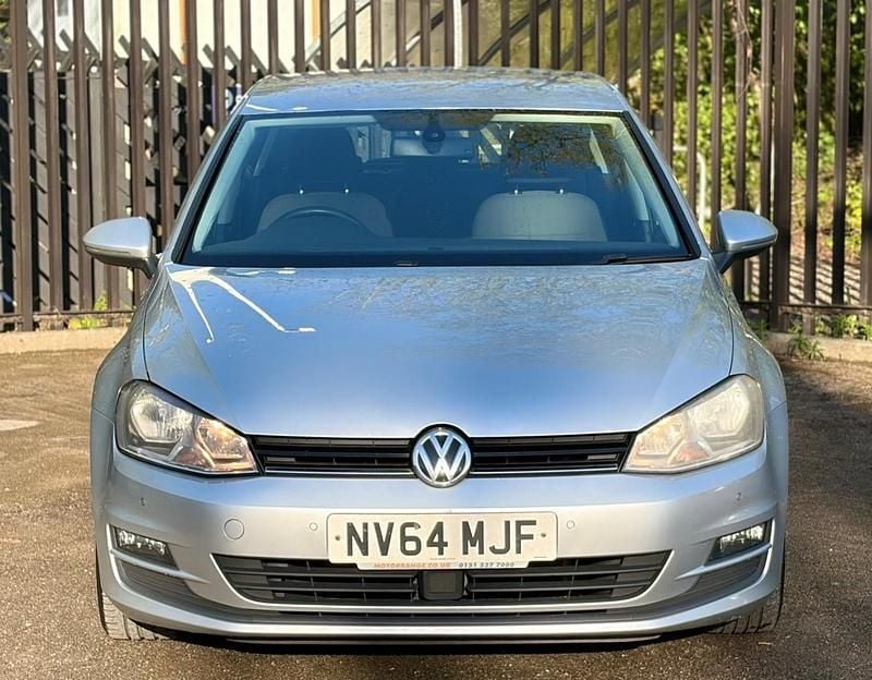 Used VW Golf VII Match 105 HP (77 kW) 2014 Silver Hatchback