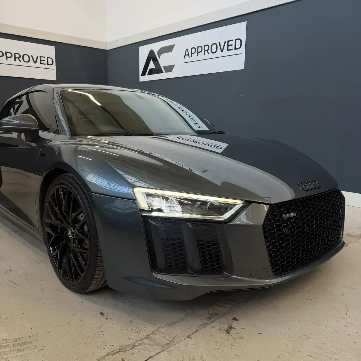 Used Audi R8 Coupé Design 2016 Grey Coupe