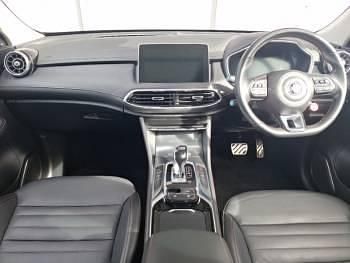 Used MG HS Exclusive 162 HP (119 kW) 2023 Red SUV