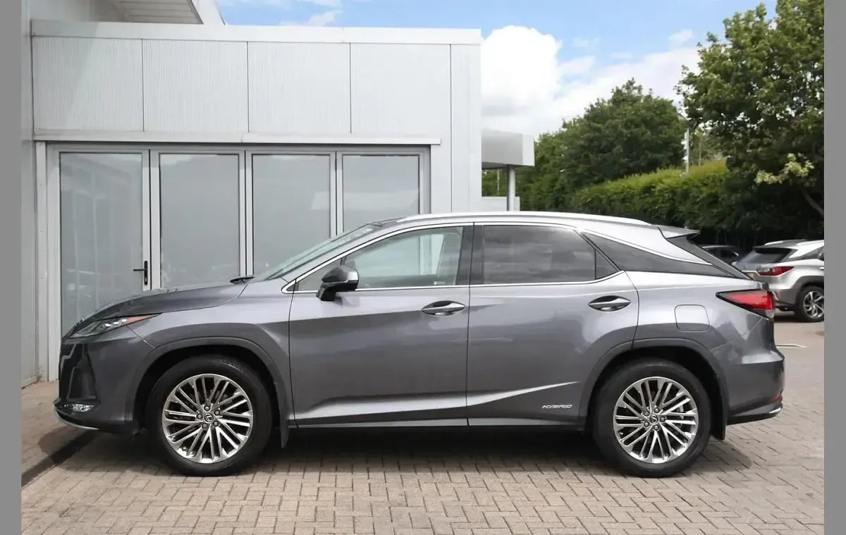 Used Lexus RX450h 308 HP (226 kW) 2021 Grey SUV