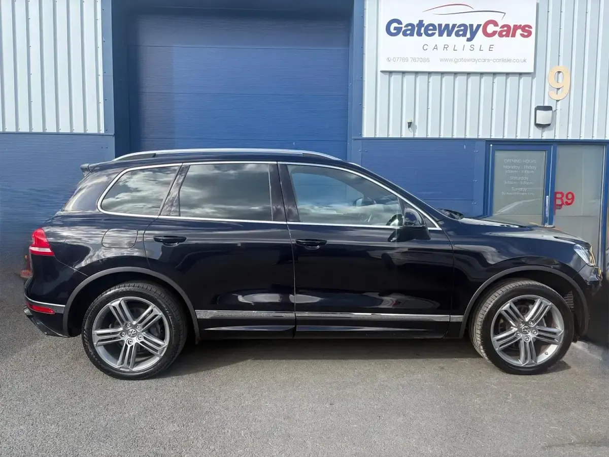 Used VW Touareg R-line 262 HP (192 kW) 2015 Black SUV