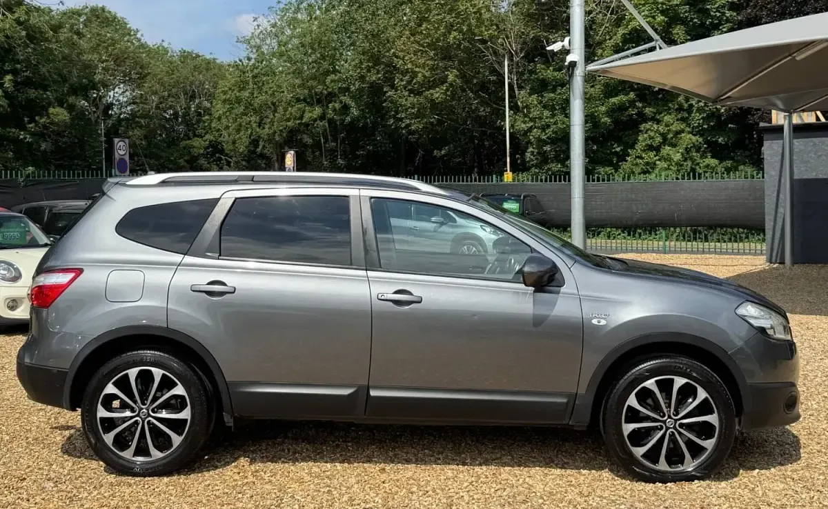 Used Nissan Qashqai +2 N-TEC 110 HP (80 kW) 2012 Grey SUV